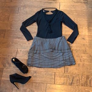 Super fun and flirty skirt. Great for a New Year’s Eve Party!  Size Med